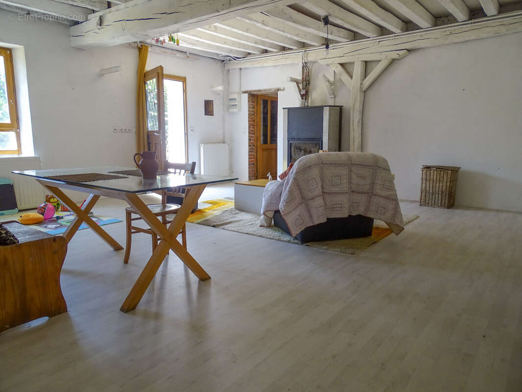 Maison à SAINT-CHRISTOPHE-EN-BAZELLE