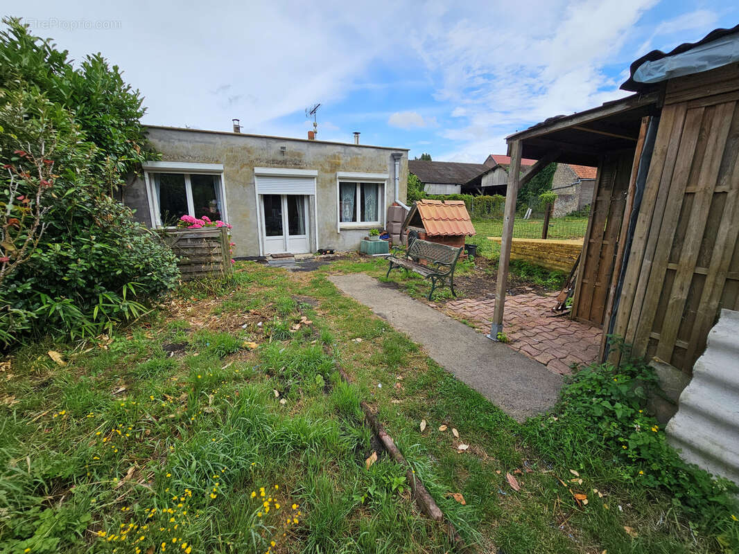 Maison à HASNON