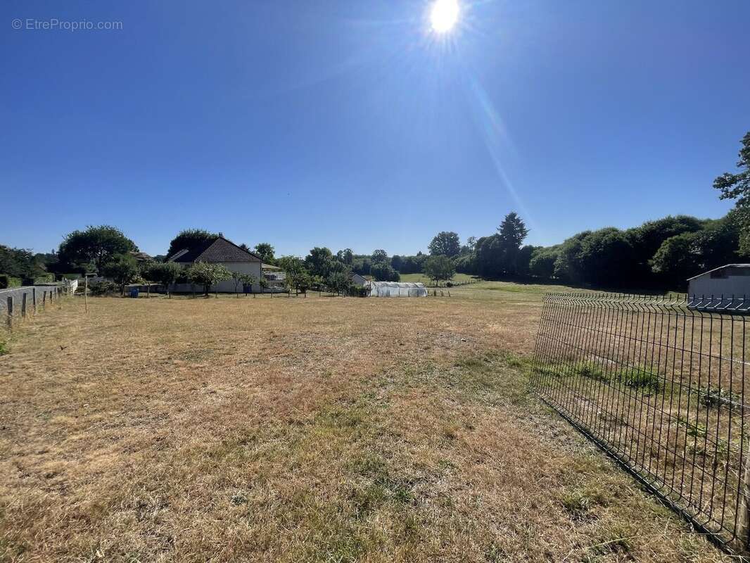 Terrain à GLANDON