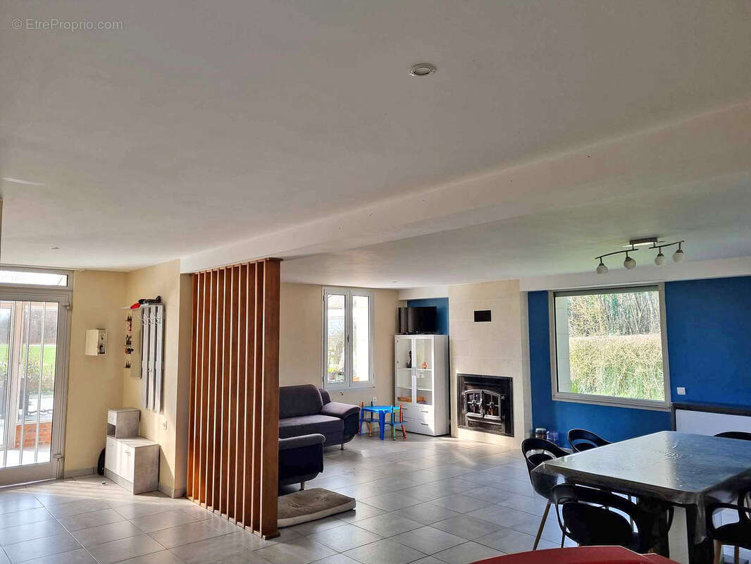 Maison à BESSE-SUR-BRAYE