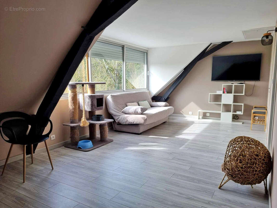 Maison à BESSE-SUR-BRAYE