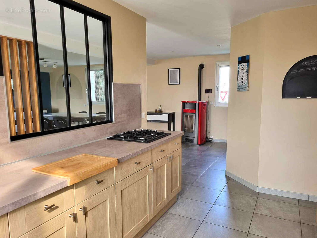 Maison à BESSE-SUR-BRAYE