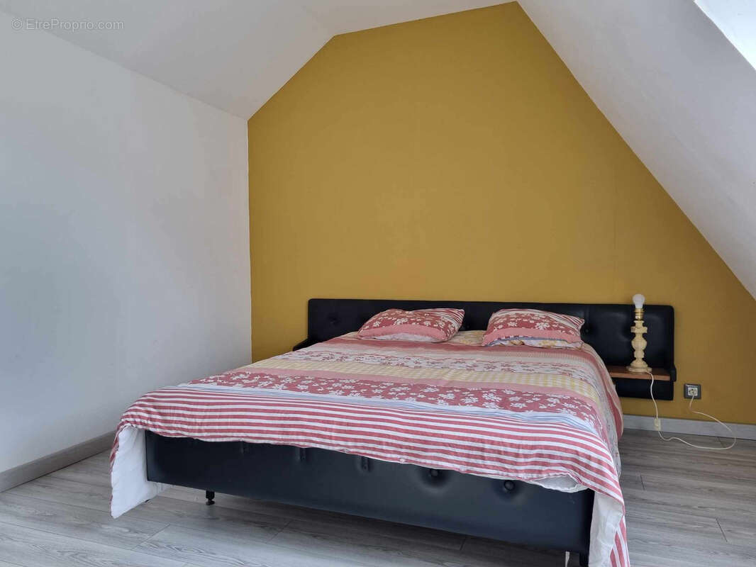 Maison à BESSE-SUR-BRAYE