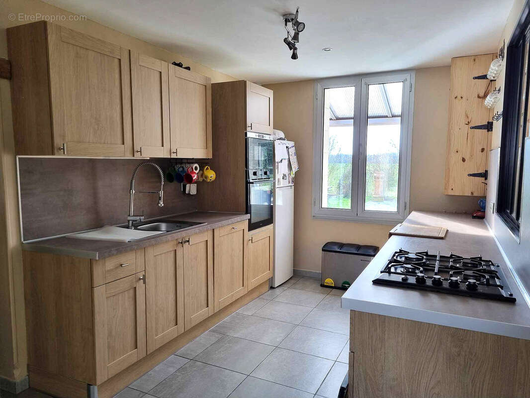 Maison à BESSE-SUR-BRAYE