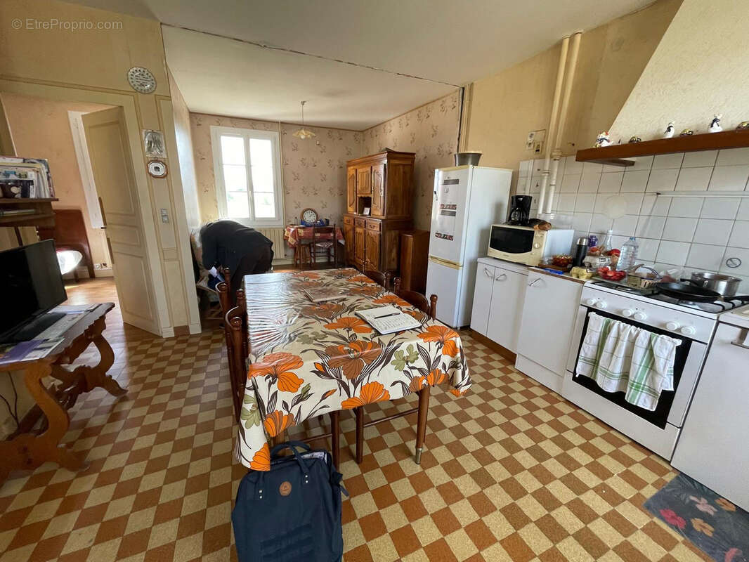 Maison à VERNEUIL-SUR-INDRE