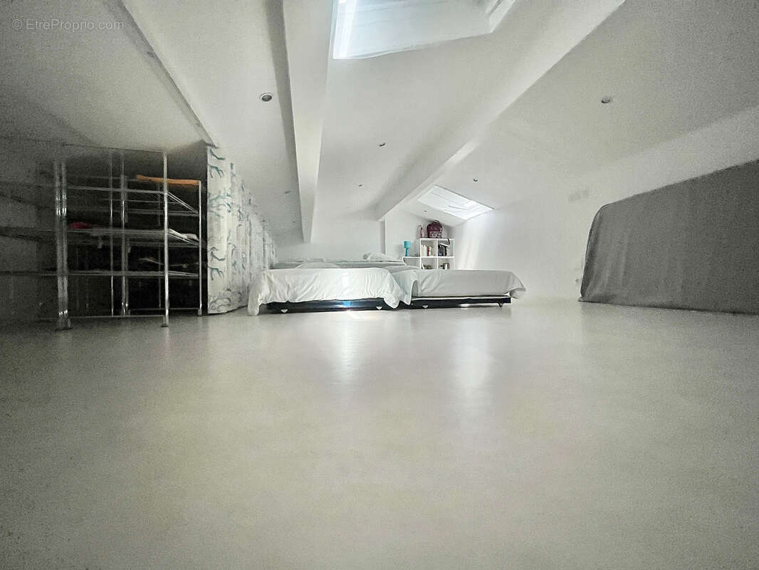 Maison à ROQUEBRUNE-SUR-ARGENS