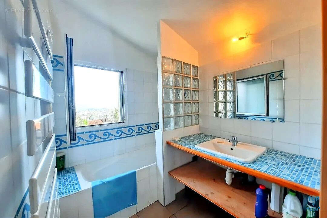 Maison à SAINT-ETIENNE