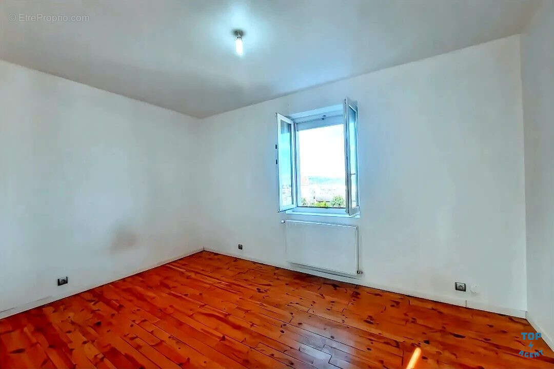 Maison à SAINT-ETIENNE