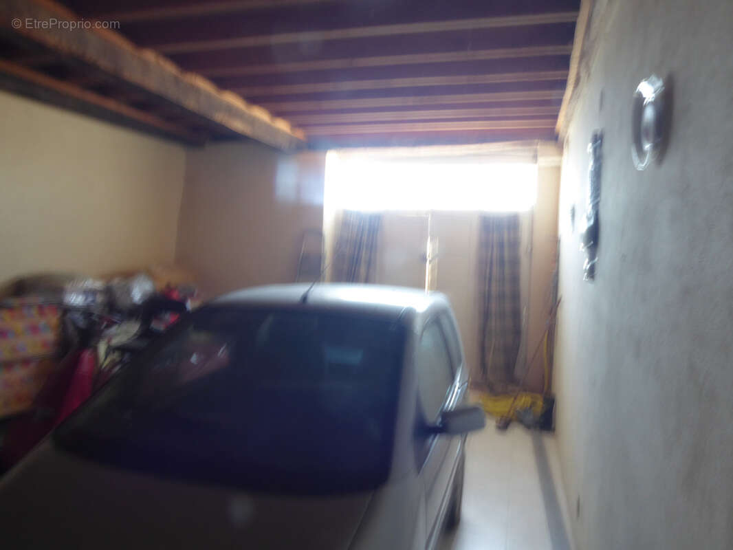 Maison à SAINT-SAUD-LACOUSSIERE