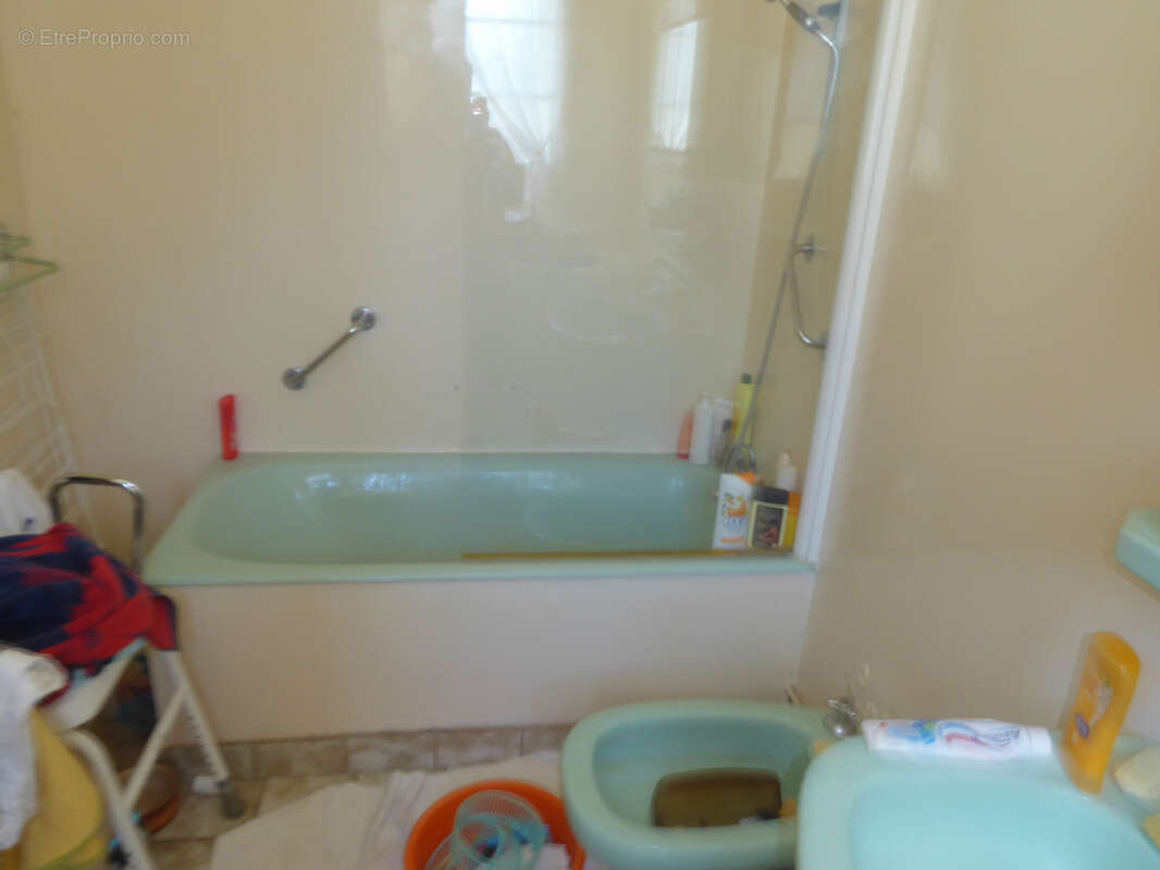 Maison à SAINT-SAUD-LACOUSSIERE