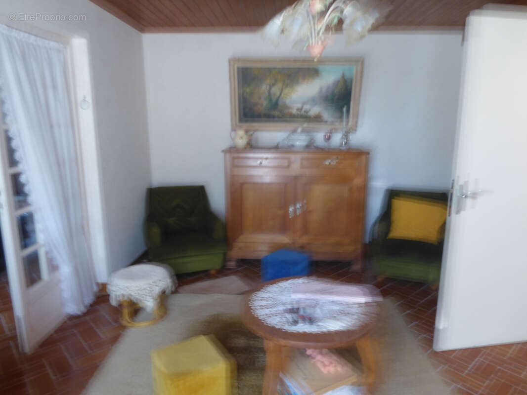 Maison à SAINT-SAUD-LACOUSSIERE