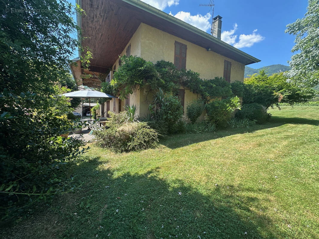 Maison à SAINT-PIERRE-D&#039;ALBIGNY