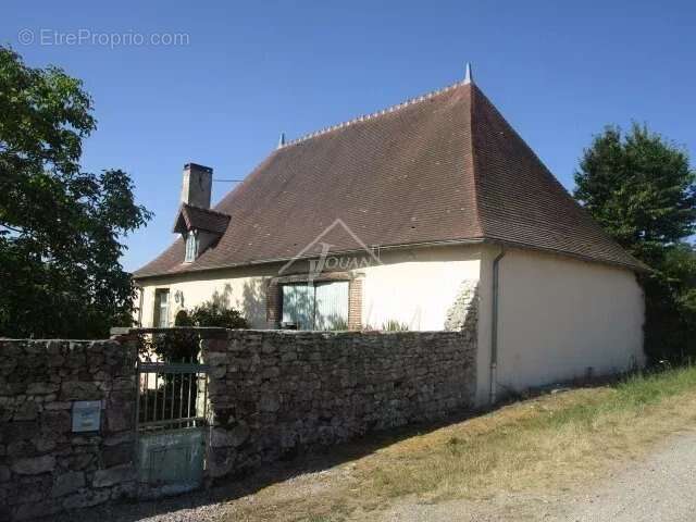Maison à SAINT-POURCAIN-SUR-SIOULE