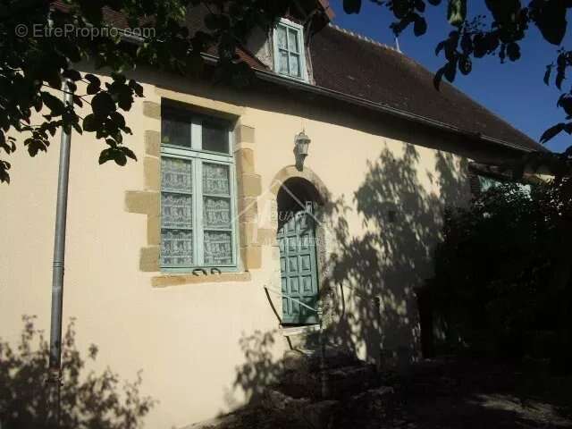 Maison à SAINT-POURCAIN-SUR-SIOULE