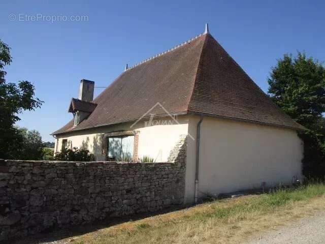 Maison à SAINT-POURCAIN-SUR-SIOULE