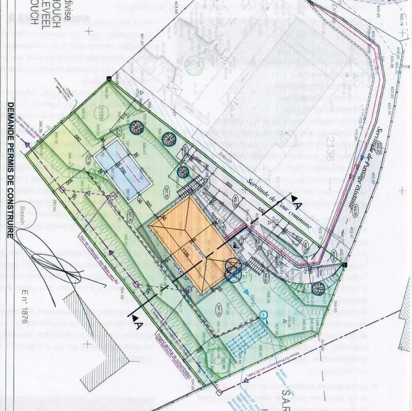 Terrain à TOURRETTE-LEVENS