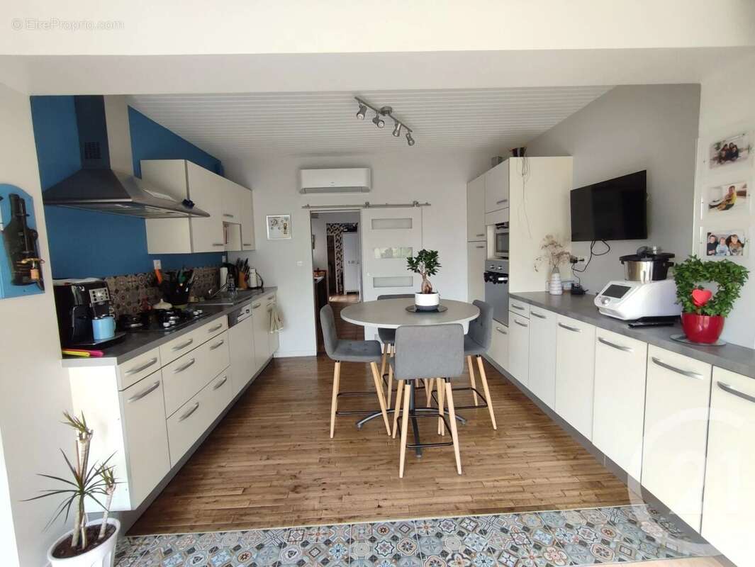 Maison à ARGENTRE-DU-PLESSIS