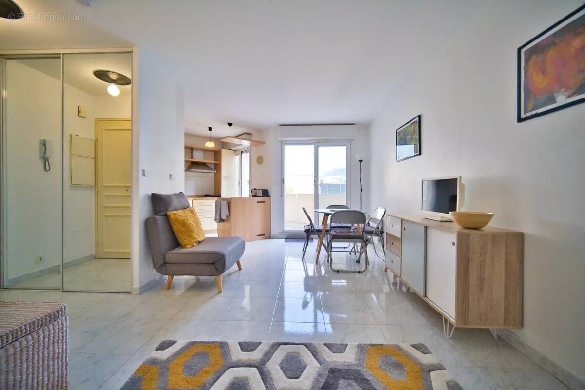 Appartement à NICE