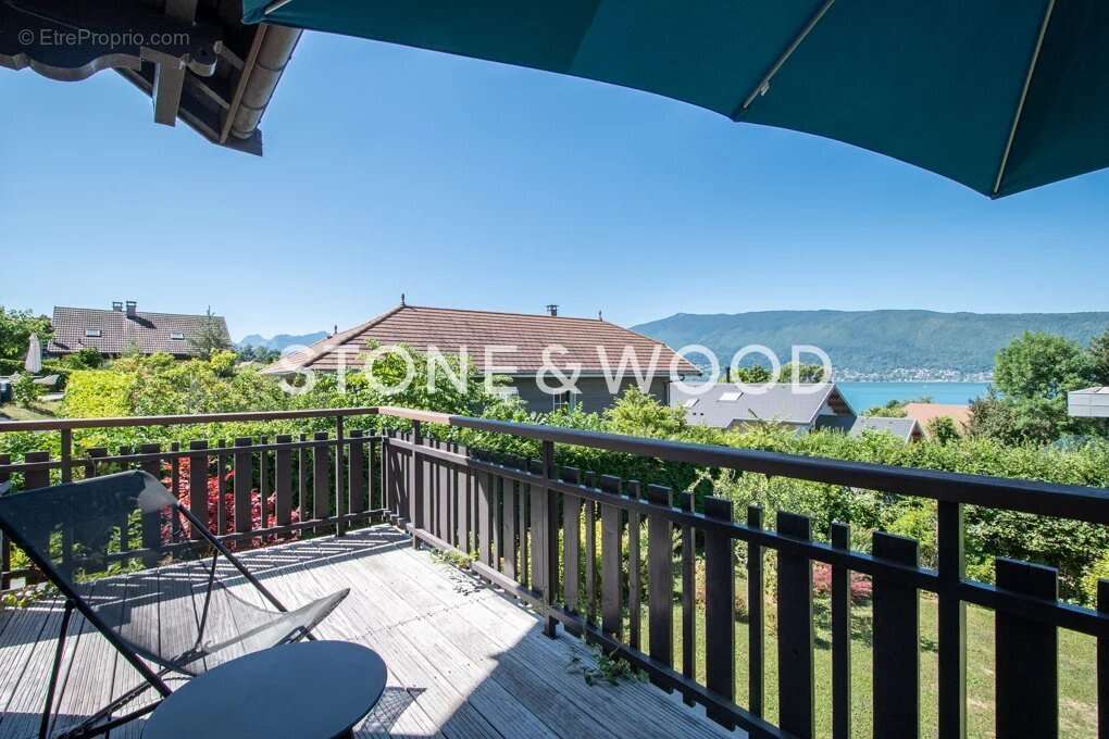 Maison à VEYRIER-DU-LAC