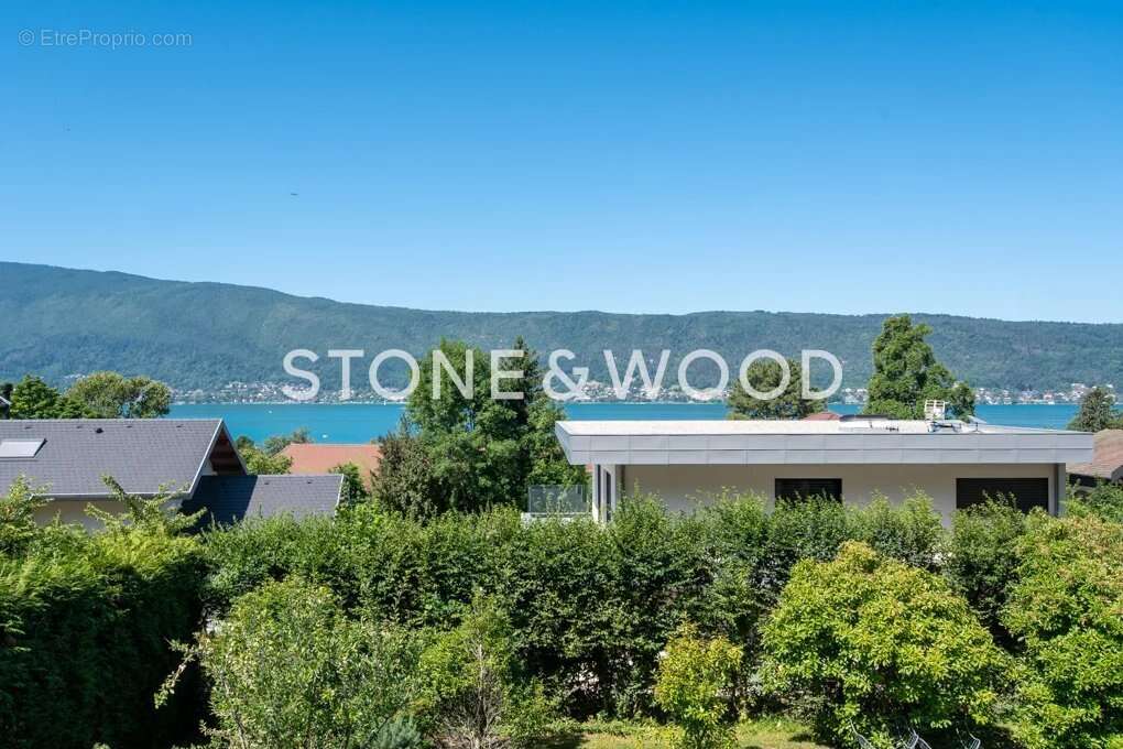 Maison à VEYRIER-DU-LAC