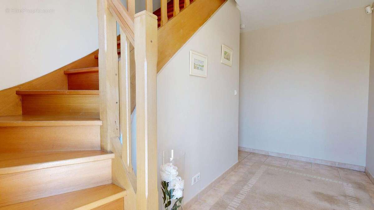 AP281407172025181107 - Maison à SAINT-CYPRIEN