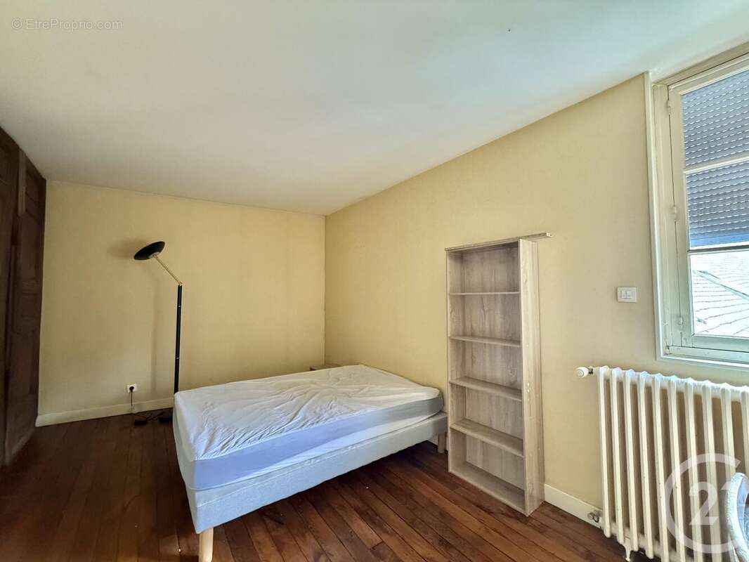 Appartement à MOULINS