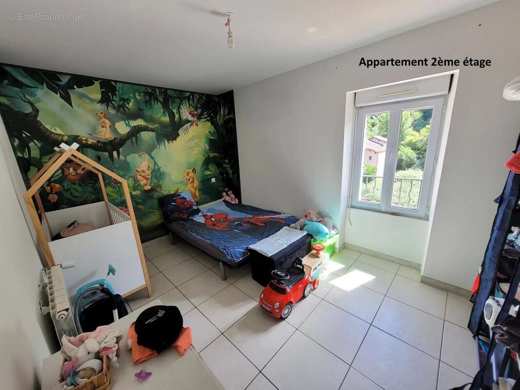 Appartement à LE MARTINET