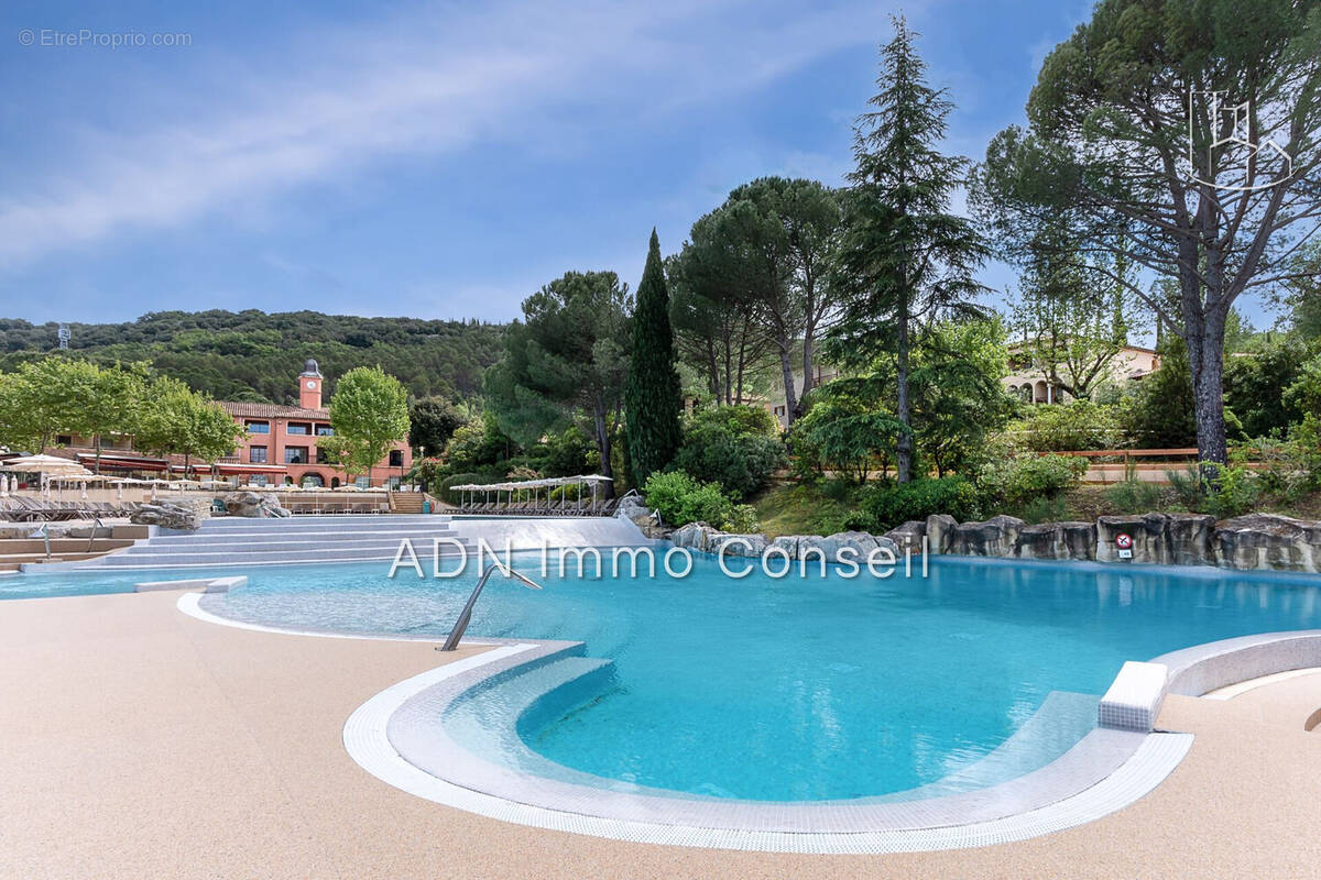 Appartement à GROSPIERRES