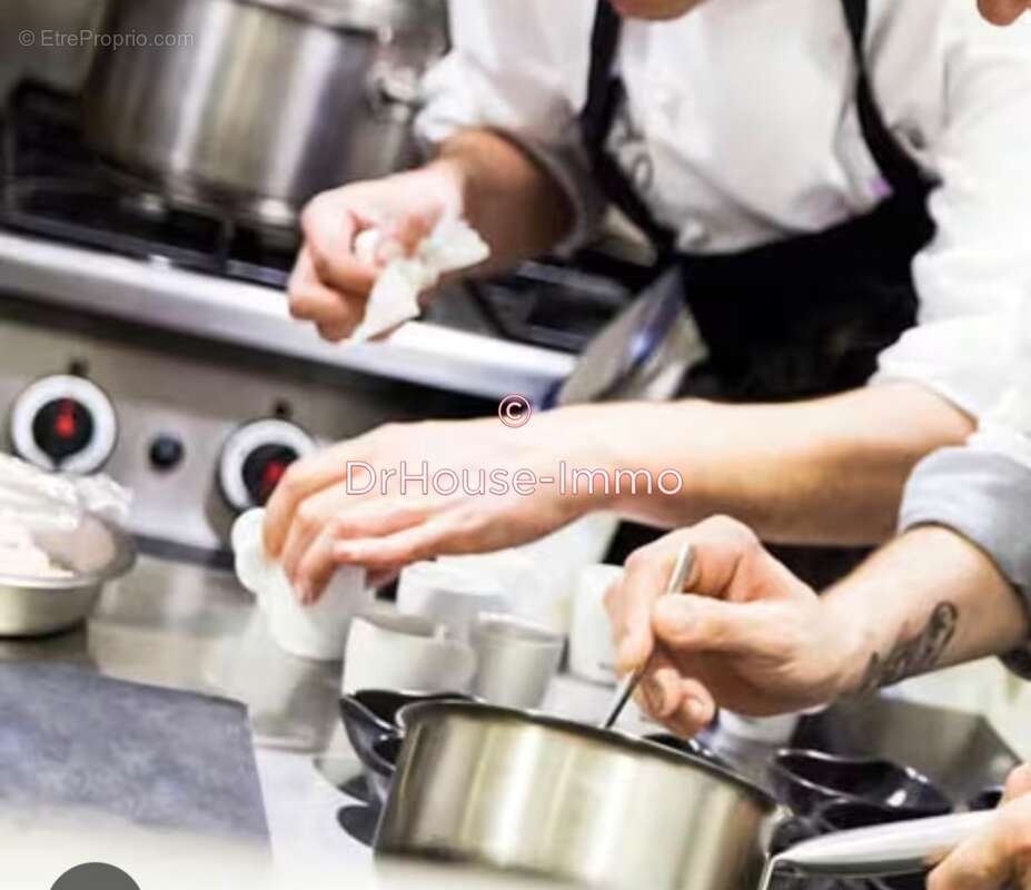Commerce à VILLEFRANCHE-SUR-SAONE