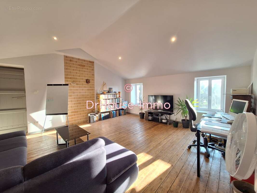 Maison à PUYRAVAULT