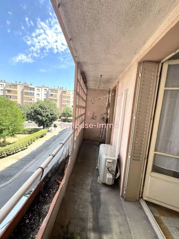 Appartement à MARSEILLE-9E