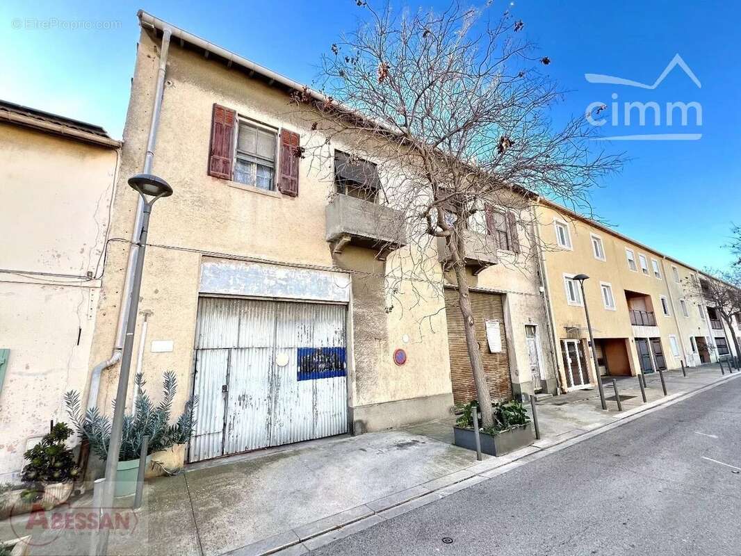 Maison à PORT-SAINT-LOUIS-DU-RHONE