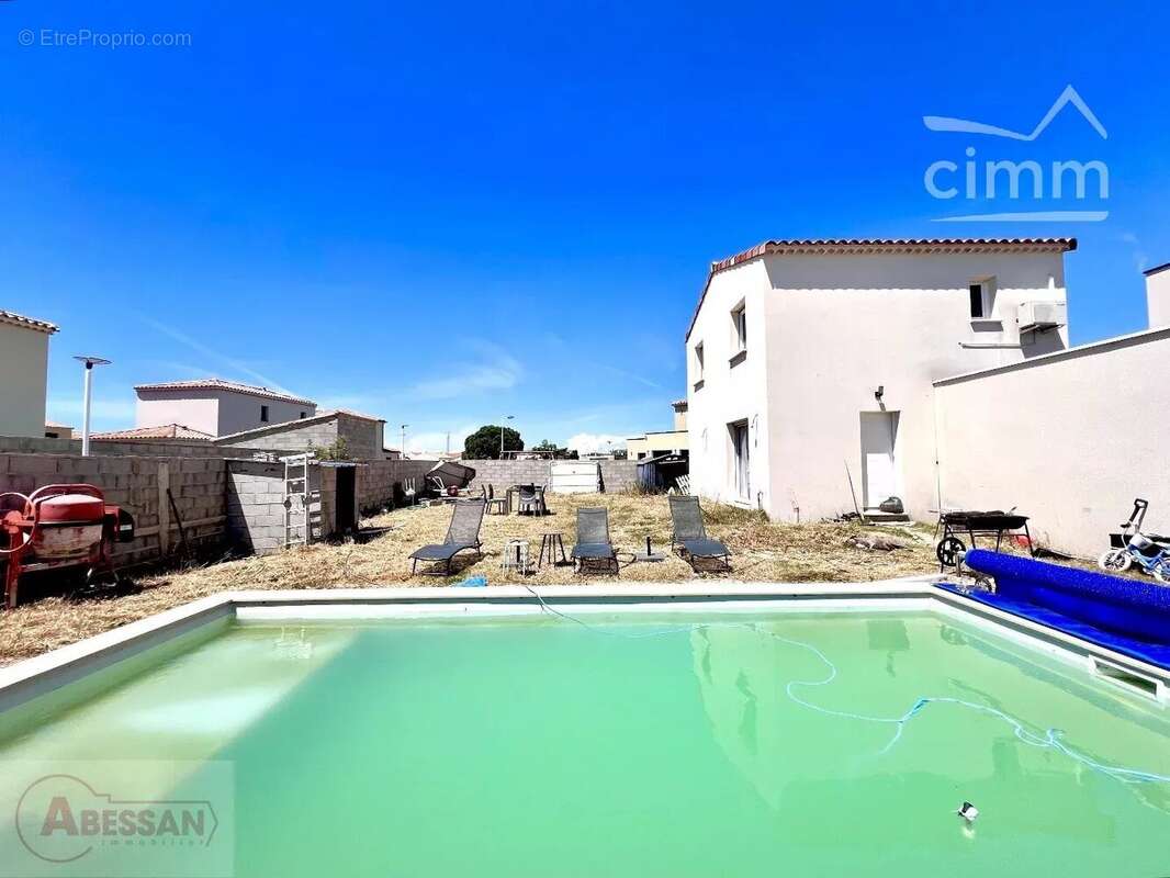 Maison à PORT-SAINT-LOUIS-DU-RHONE