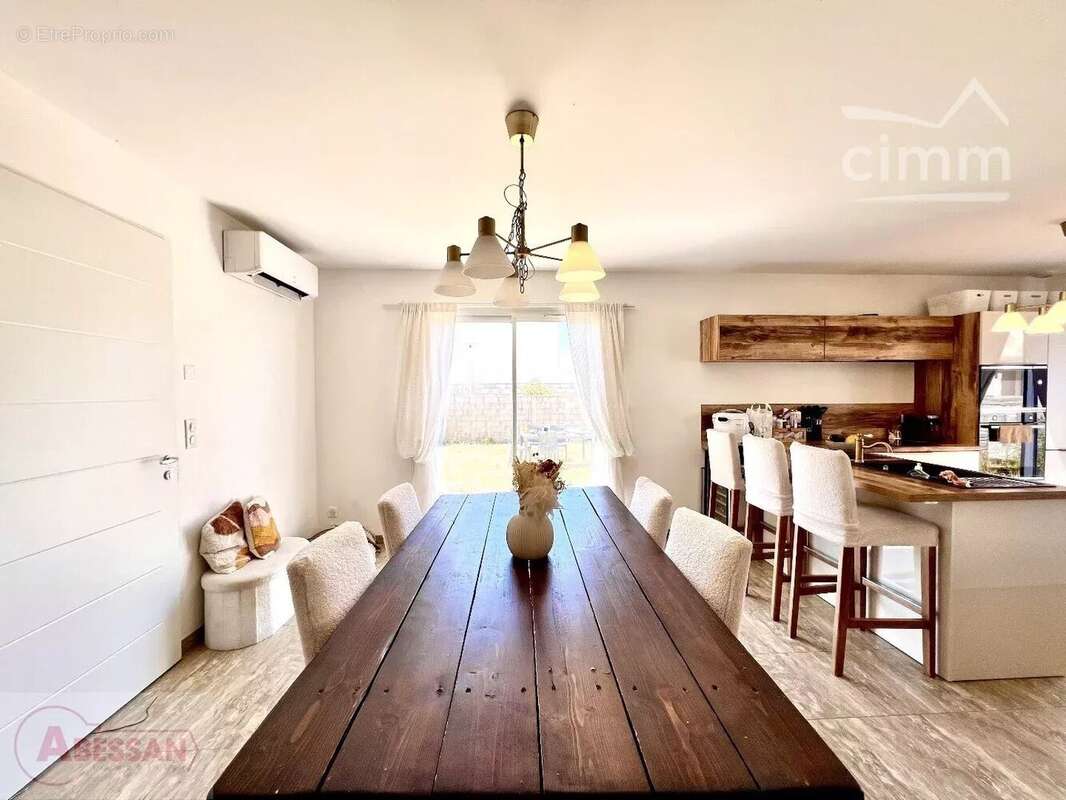 Maison à PORT-SAINT-LOUIS-DU-RHONE