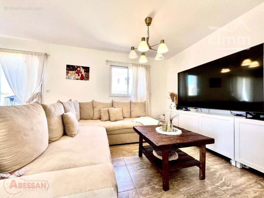 Maison à PORT-SAINT-LOUIS-DU-RHONE