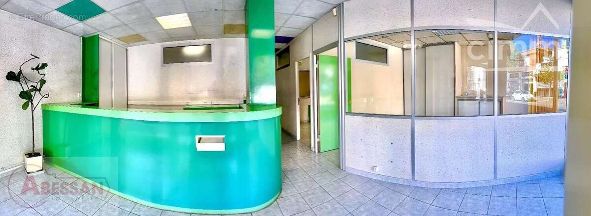 Appartement à PORT-SAINT-LOUIS-DU-RHONE