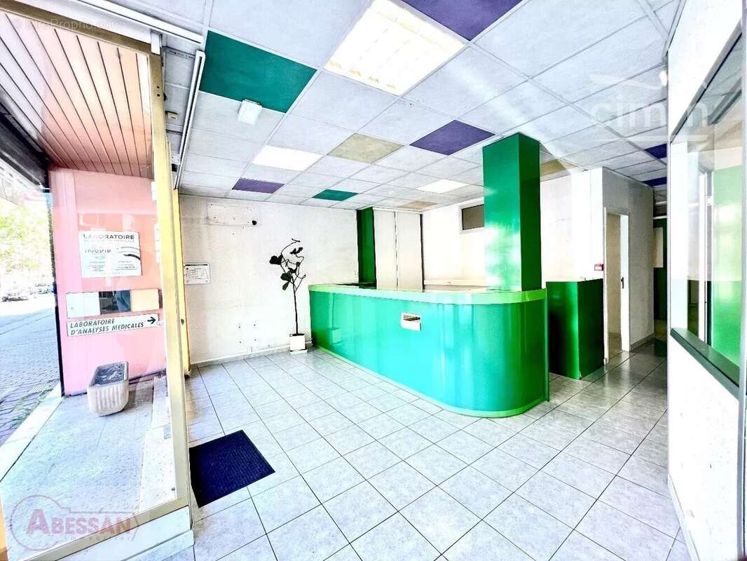 Appartement à PORT-SAINT-LOUIS-DU-RHONE