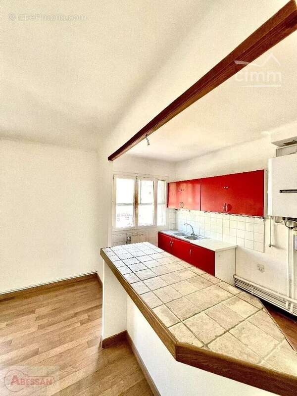 Appartement à PORT-SAINT-LOUIS-DU-RHONE