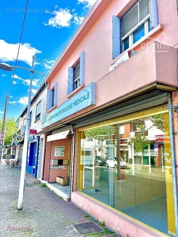 Appartement à PORT-SAINT-LOUIS-DU-RHONE