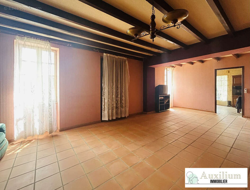 Maison à SAINT-SAVIN