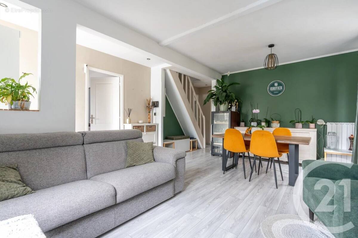 Maison à CHAMPIGNY-SUR-MARNE