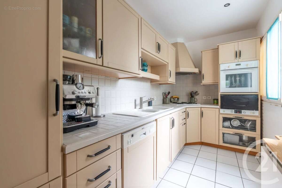 Maison à CHAMPIGNY-SUR-MARNE