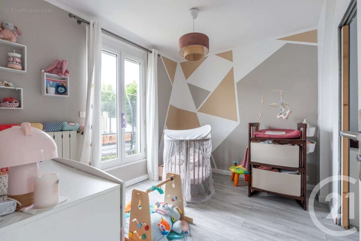 Maison à CHAMPIGNY-SUR-MARNE