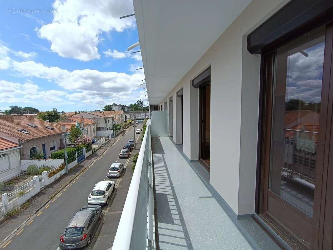 Appartement à BORDEAUX