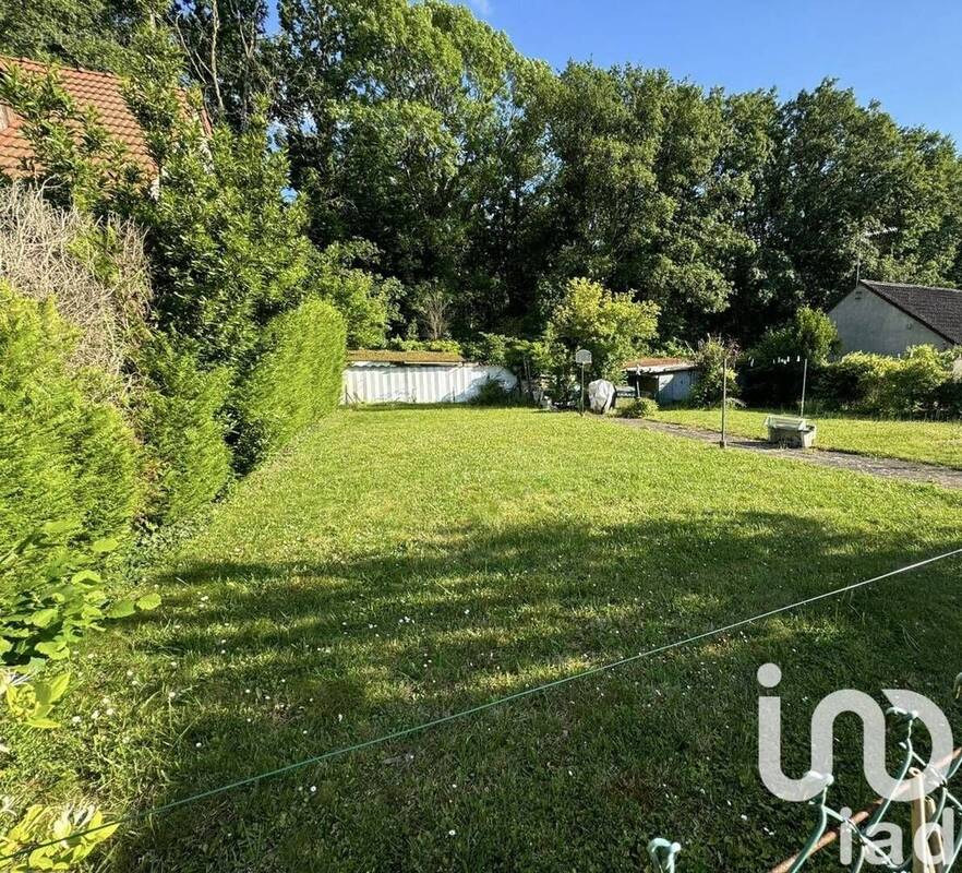 Terrain à DAMMARIE-LES-LYS