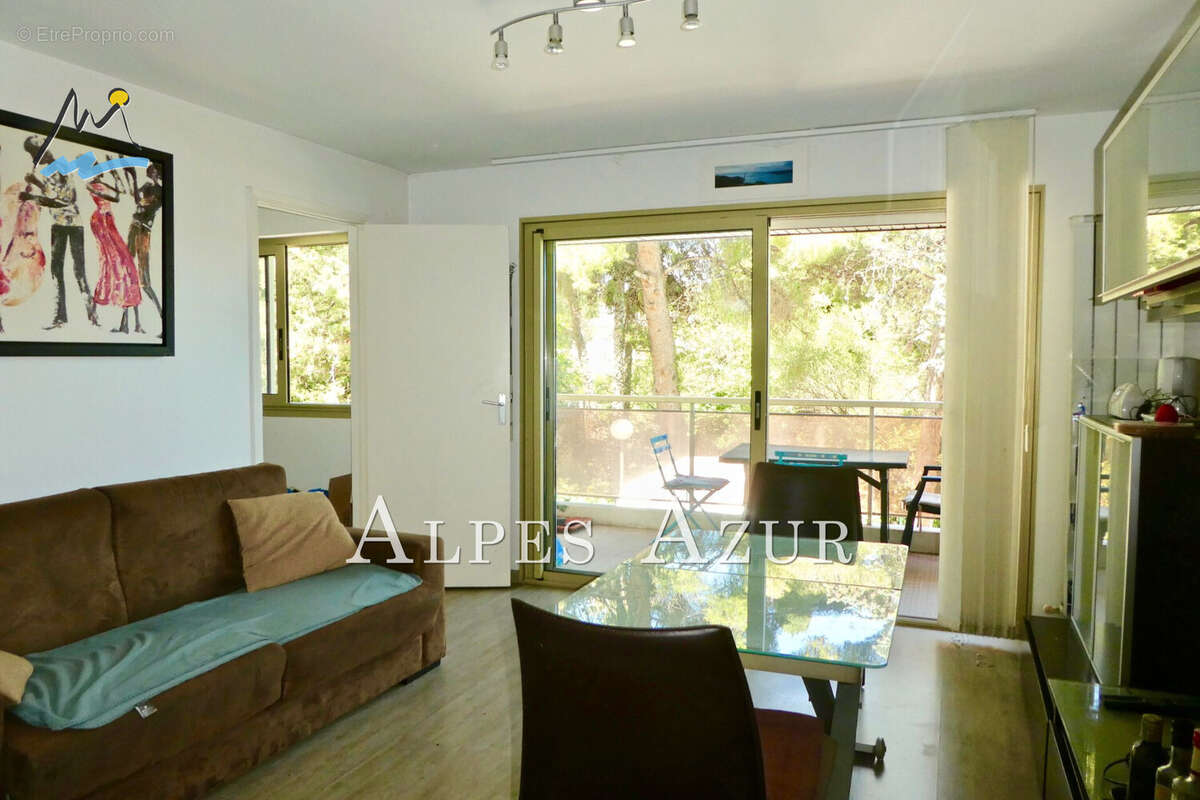 Appartement à CAGNES-SUR-MER