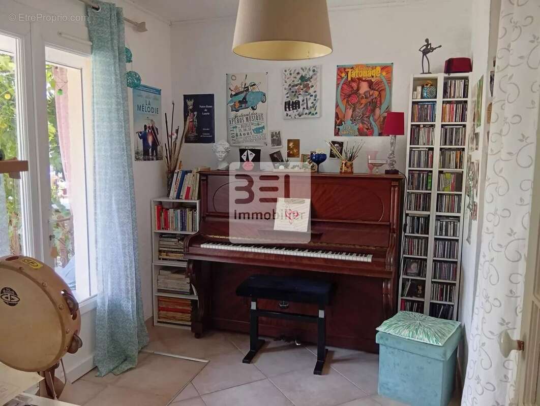 Maison à BAGNOLS-SUR-CEZE