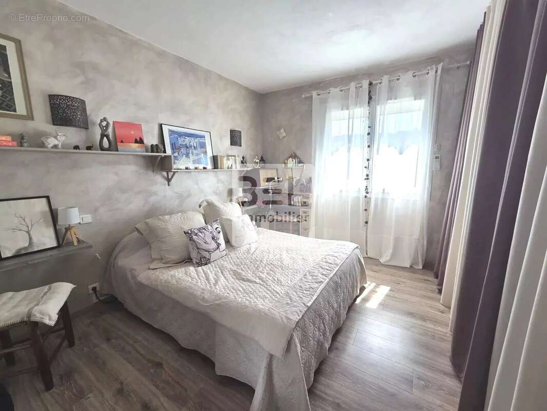 Maison à BAGNOLS-SUR-CEZE