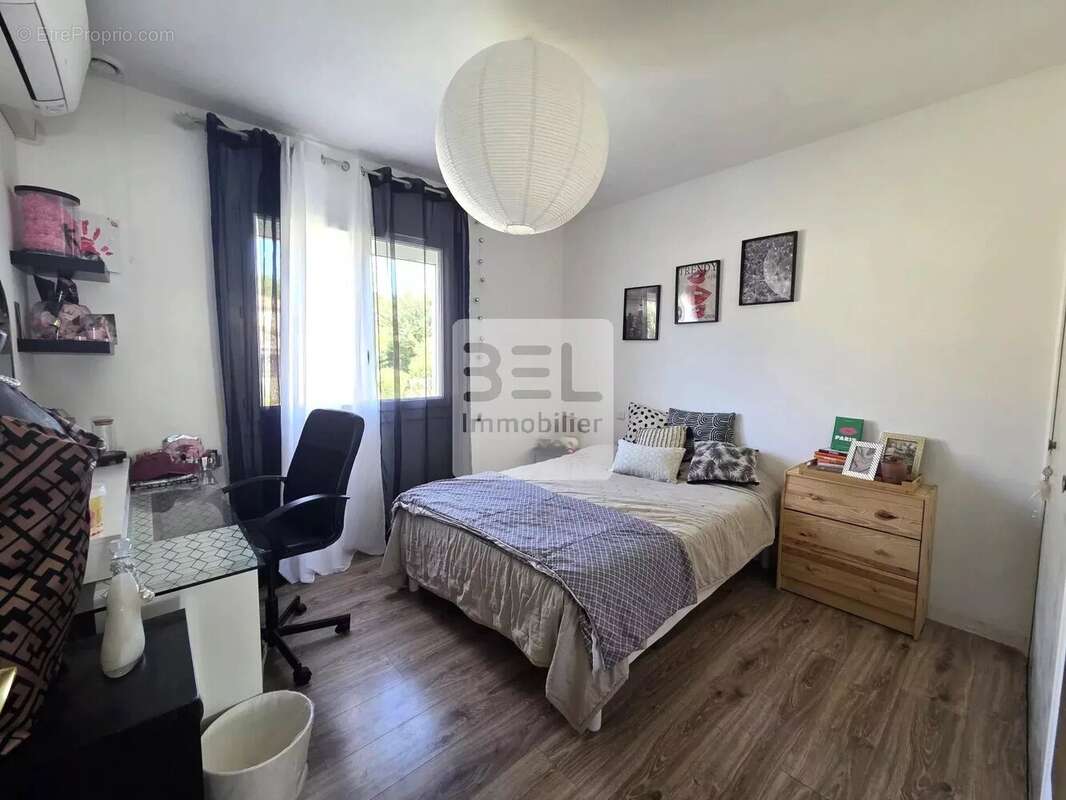 Maison à BAGNOLS-SUR-CEZE