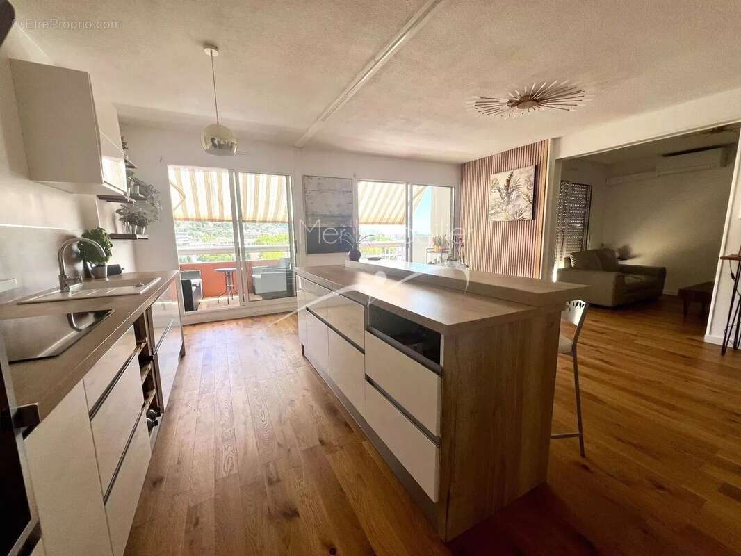 Appartement à LE LAVANDOU